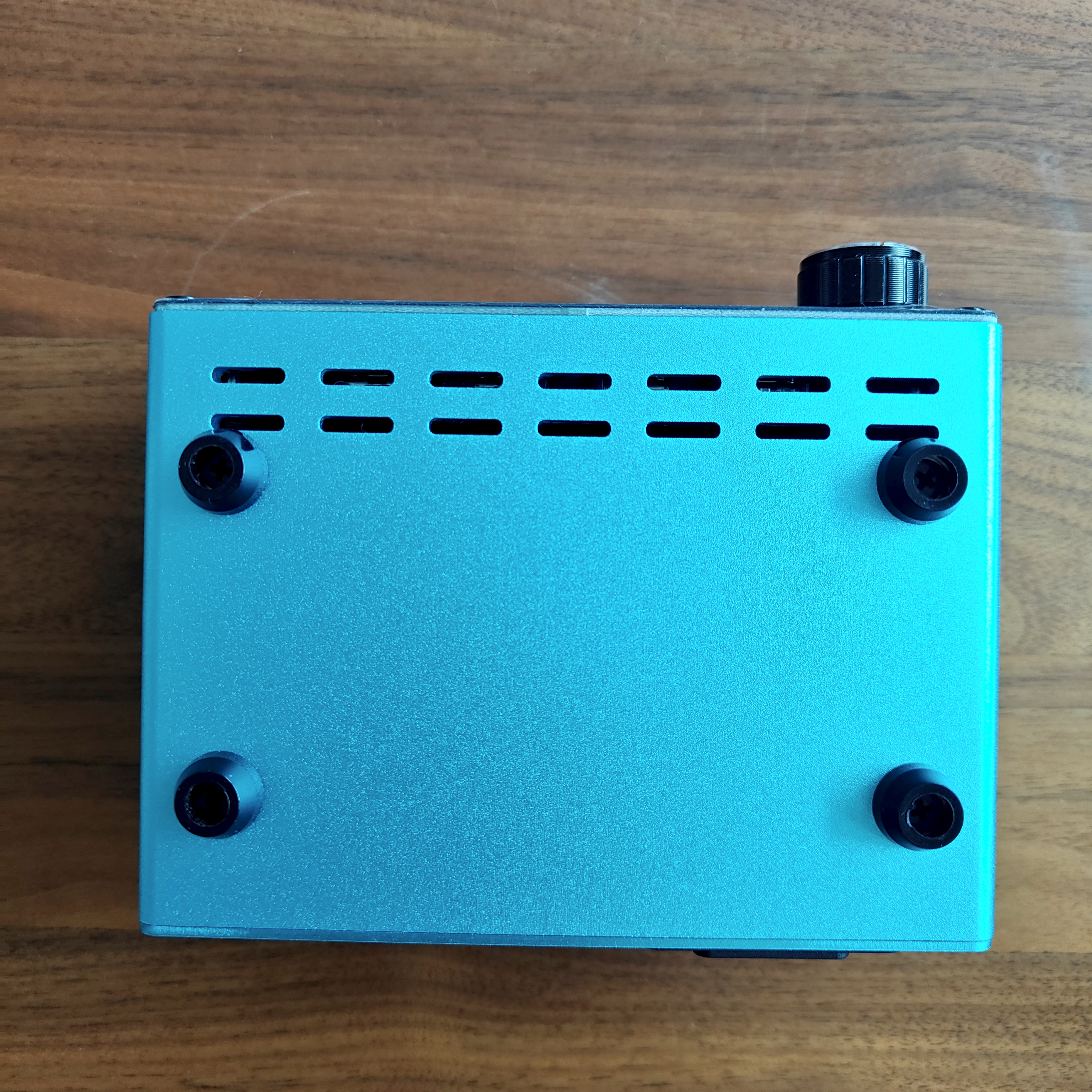 公私有全协议桌面快充充电站 300W 内置电源 四口独立 高颜值 到手用 产品图 3/5