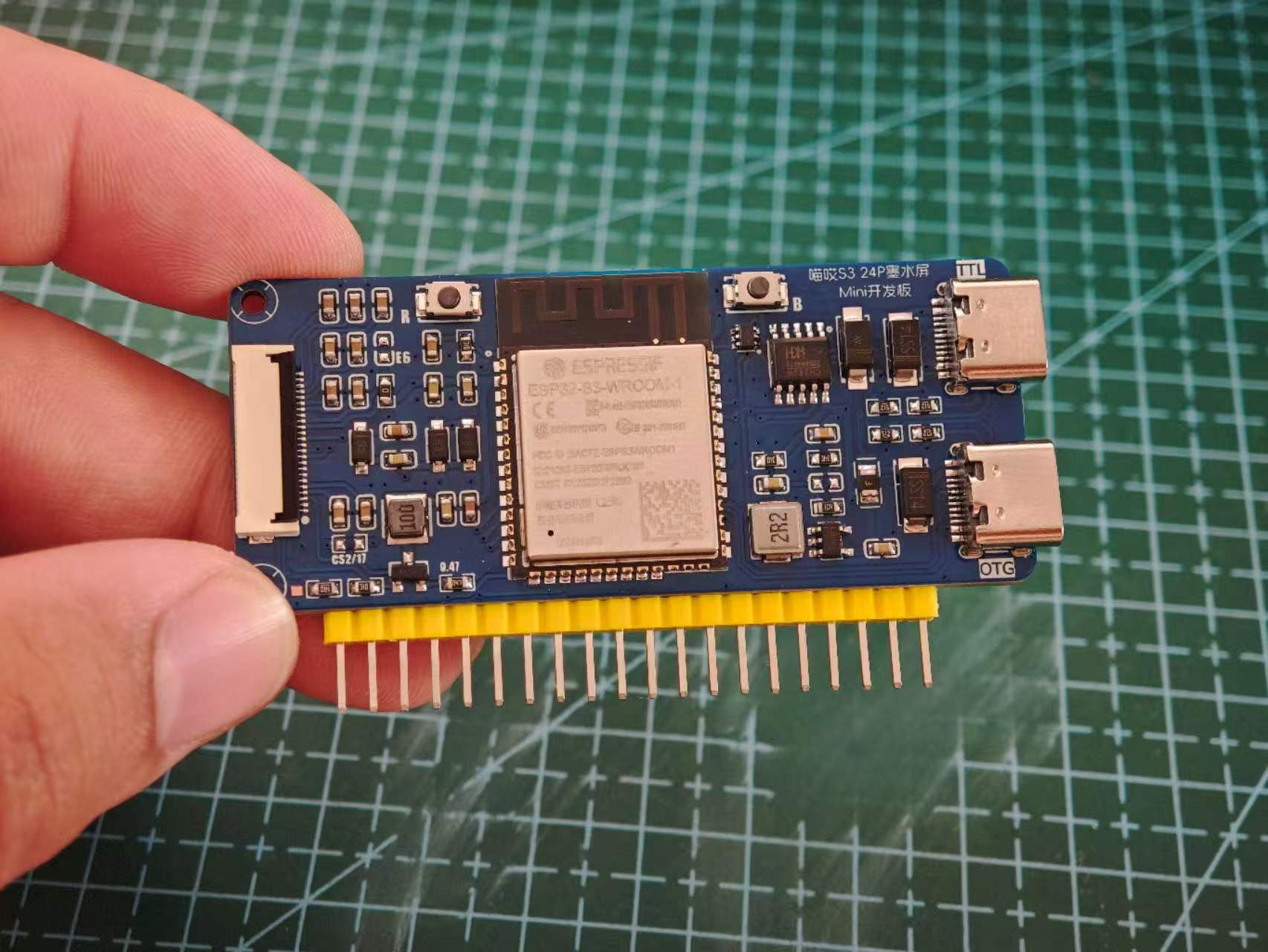 喵哎多尺寸墨水屏ESP32S3开发板 MiaooAim ESP32S3 Mini Card 详情图 2